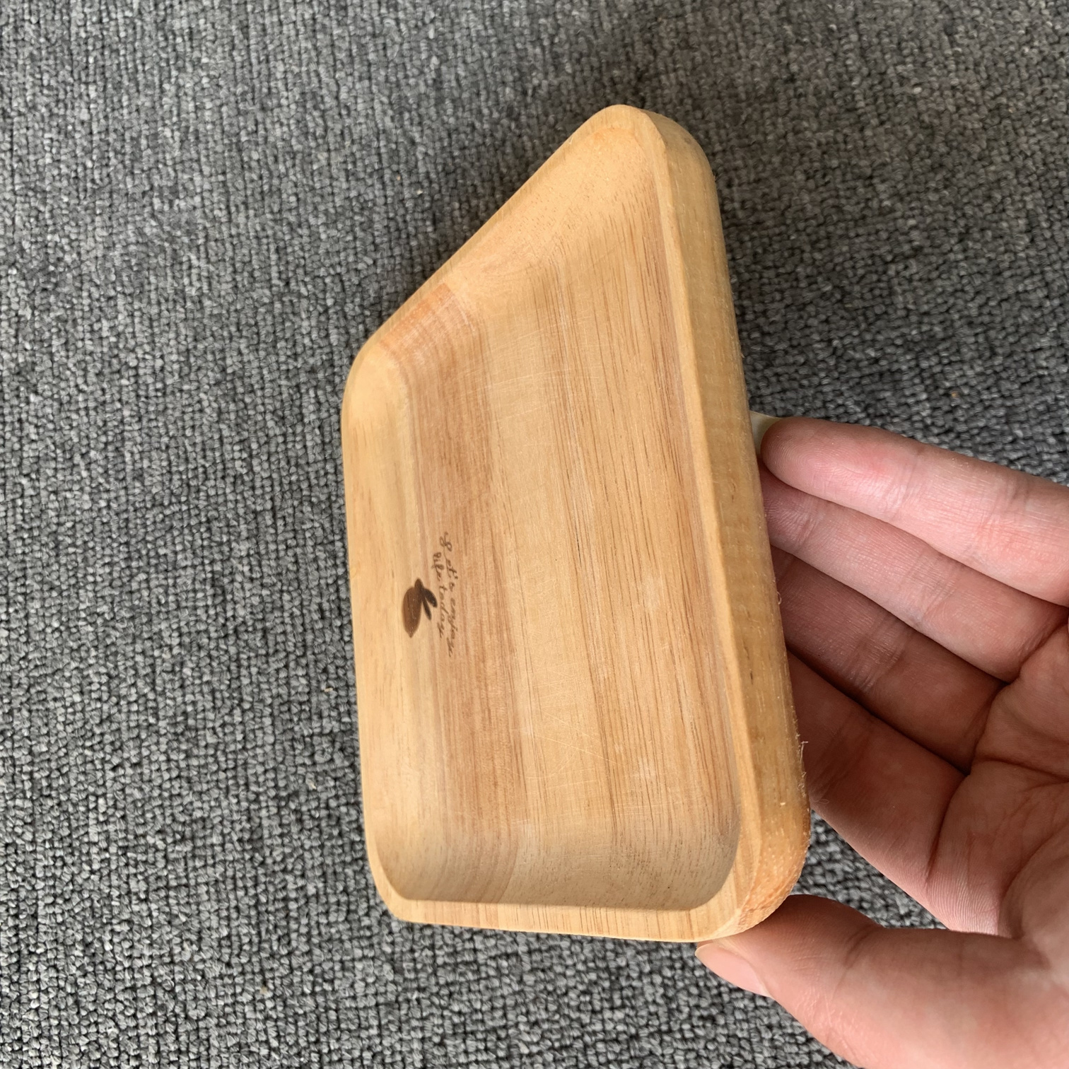 High quality biodegradable natural wood small trays various cute shapes of wooden dinner trays small trays