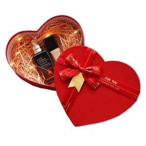 wholesale Valentine's Day heart shaped chocolate macaron packaging christmas festival gift box