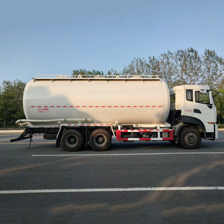 Bulk Gasoline Petrol Diesel Delivery Refueling Tanker Truck 25cbm Aluminium Alloy Truck Trailers Semi-trailer Cummins 340 HP