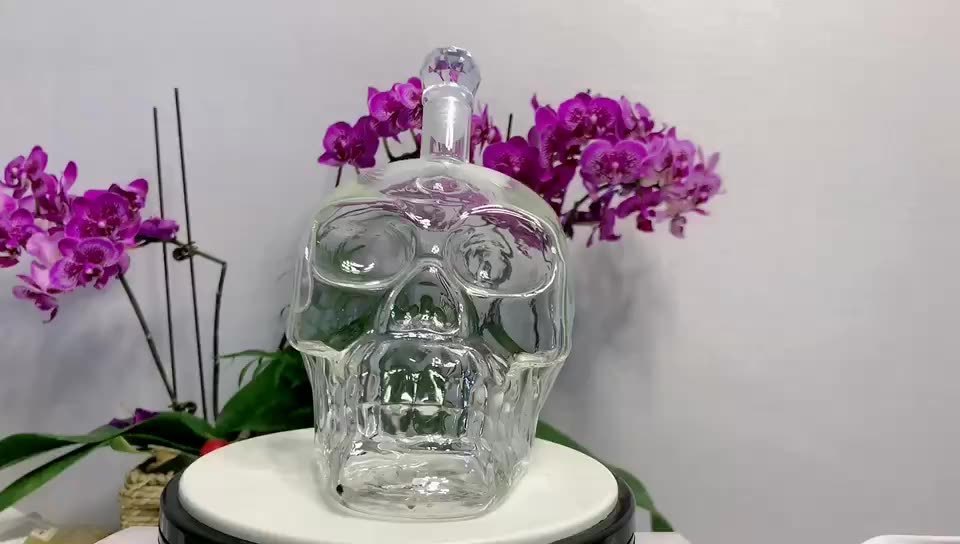 Skull decanter vogart whisky and wine bottle 25.4oz