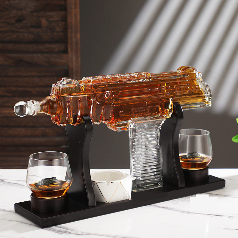 1000ml High Quality UZI  Submachine Gun Shaped  Whiskey Liquor Decanter Set with Wooden Tray