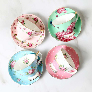 British tazas Luxury Porcelain Floral Tea Cups & Saucers Hand Painted Gold Handle Bone China Coffee Cup And Saucer Set