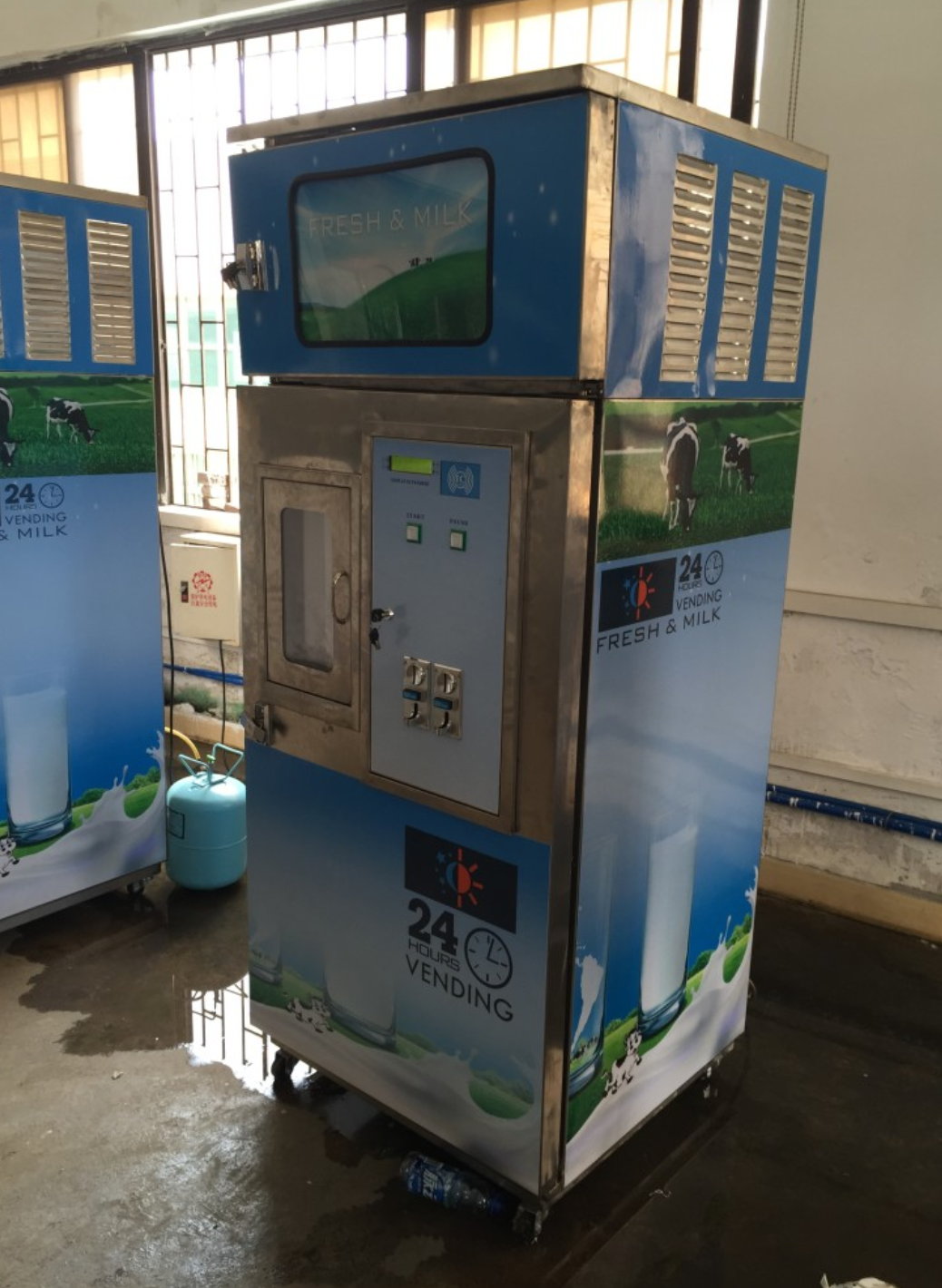 automatic milk atm machine dispenser vending machine from factory supply