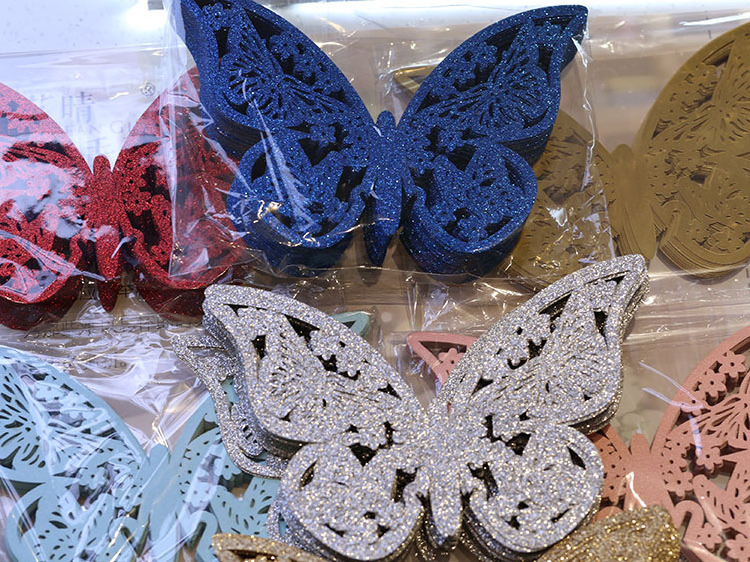 Butterflies Wedding EventDdecorative Luxury glitter Paper Craft Laser Cut Glitter Butterfly Luxury Party Supplies