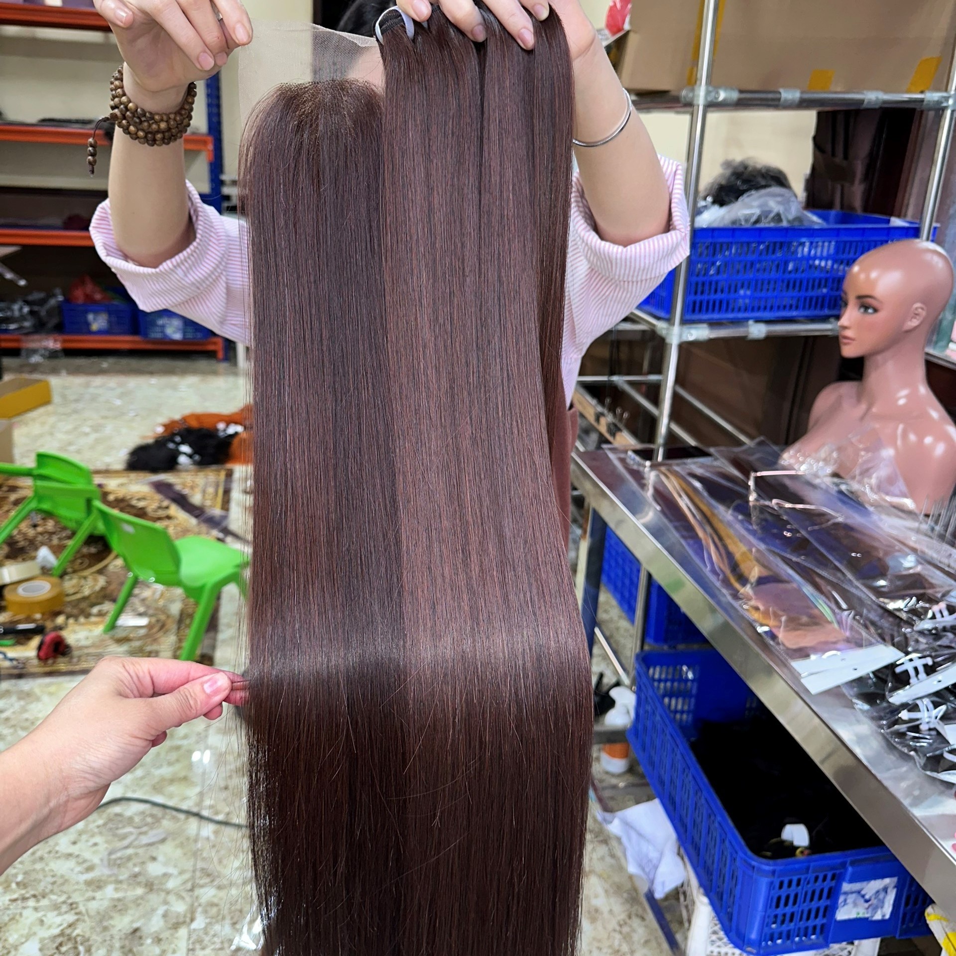 Wholesale Human Hair Products Raw Vietnamese Hair Weft Bundles With Closure Set Bone Straight Silky Smooth Hair Vendor