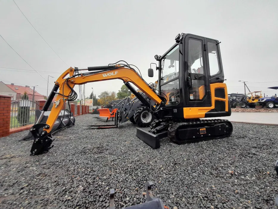 Wolf Mini Digger WE18 bagger 1.8ton Compact Mini Excavators for sale