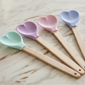 Hot Selling Heart Shape Silicone Spatula with Wood Handle for baking tools kitchen Utensil Spoon