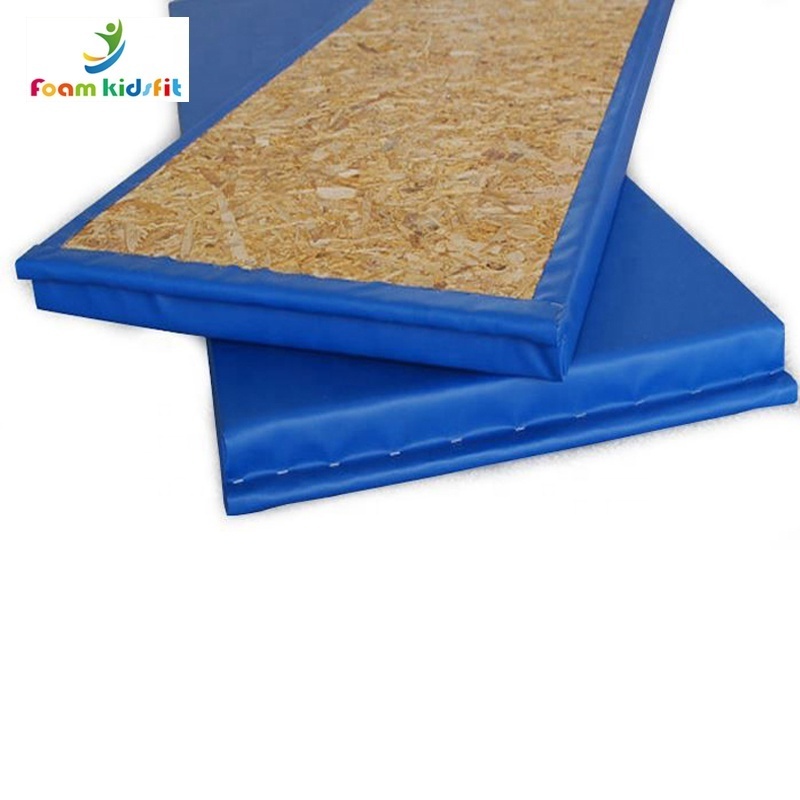 ZONWINXIN factory supply customized Foam Wall Padding for Sports Training Wall Pads for Gyms Wall Protecting Mat 2'x5'