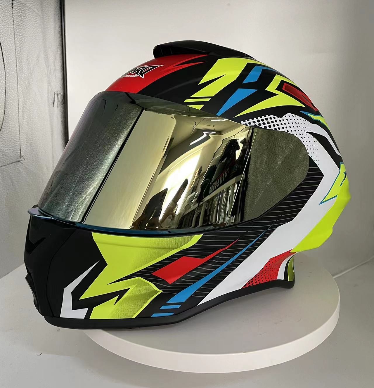 Motorcycle Helmet New ABS Customized Colorful Big Tail Helmet