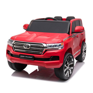 2022 New Arrival 12v Ride On Car Electric Licensed Suv Toy Car With Remote Control Bay Cars