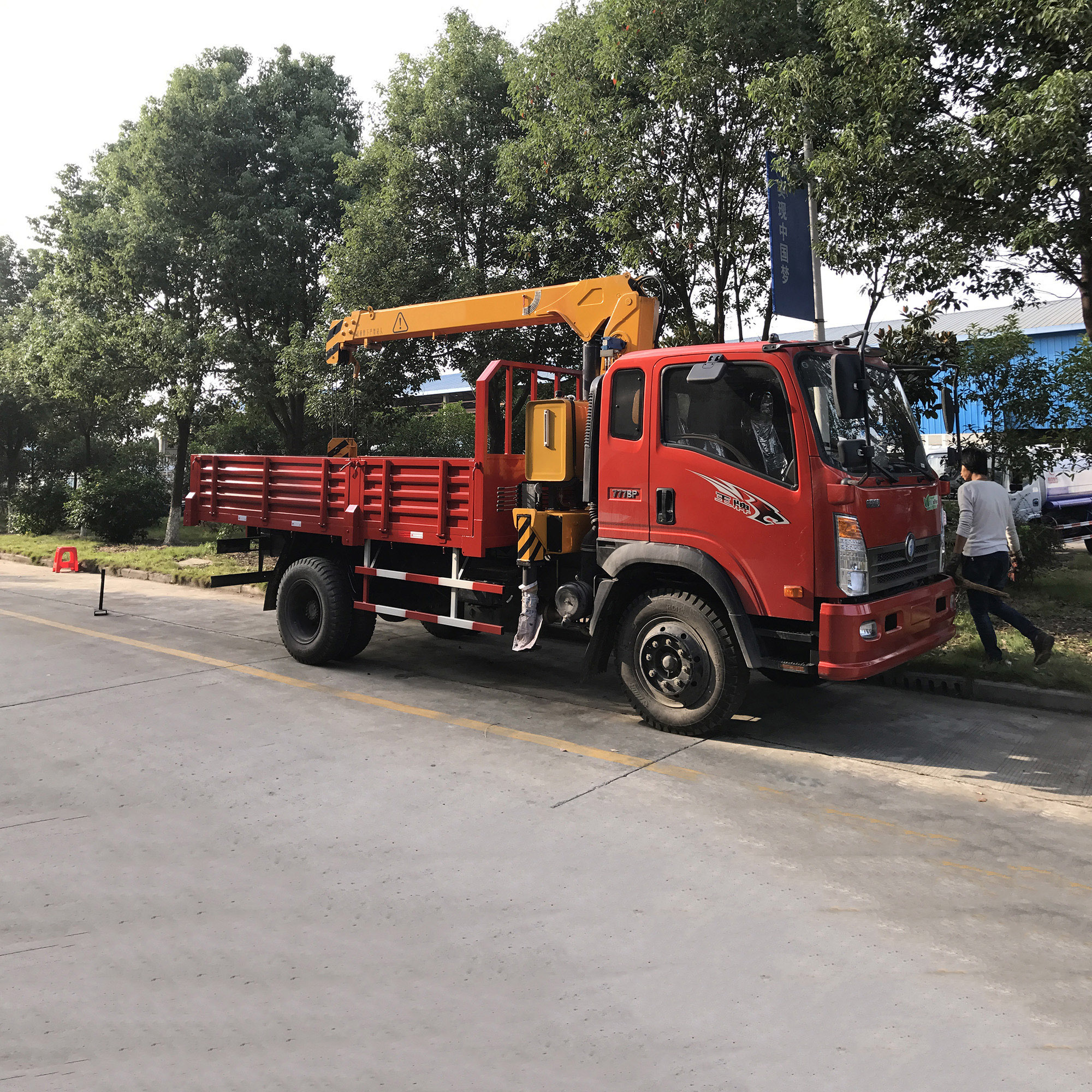 4 Ton Lift Trailer Hydraulic Mini Crane Small Crane for Pickup Truck Mounted Crane truck for good price