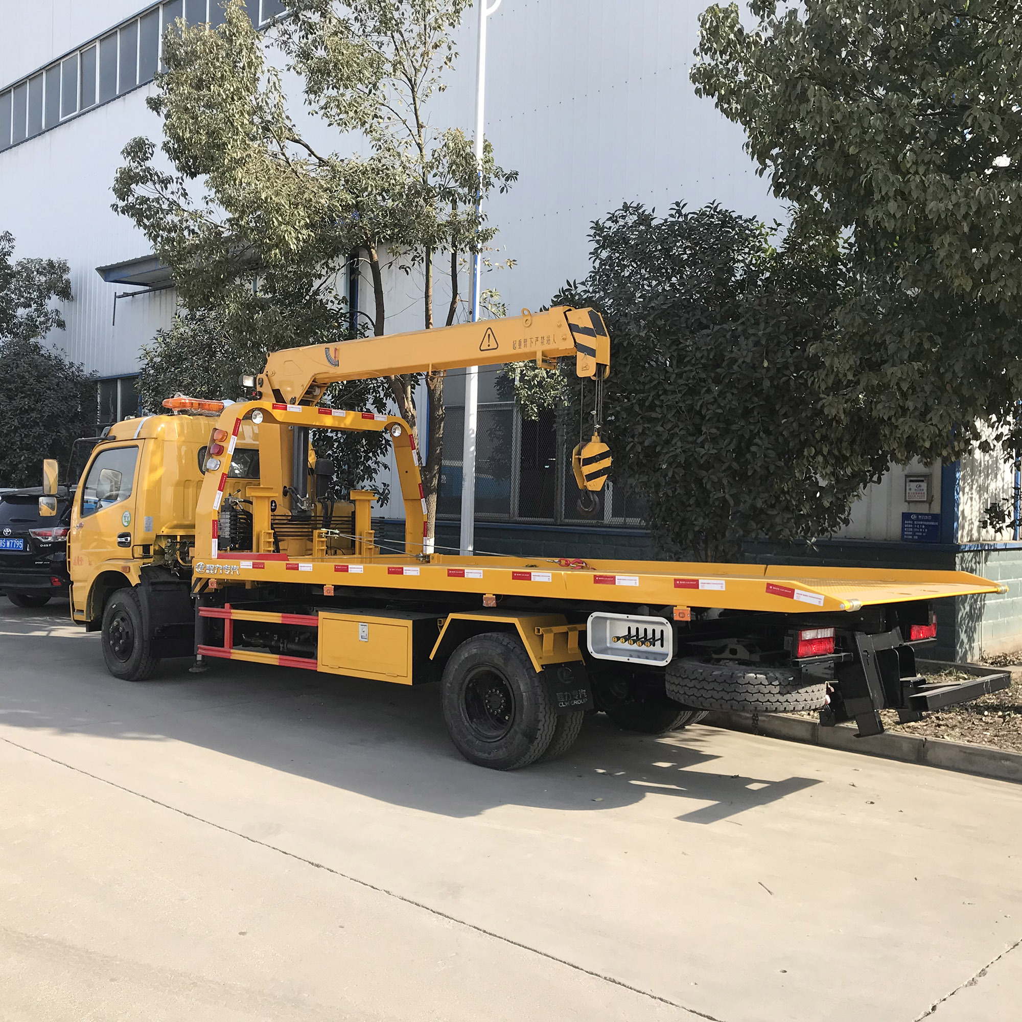 4 Ton Lift Trailer Hydraulic Mini Crane Small Crane for Pickup Truck Mounted Crane truck for good price