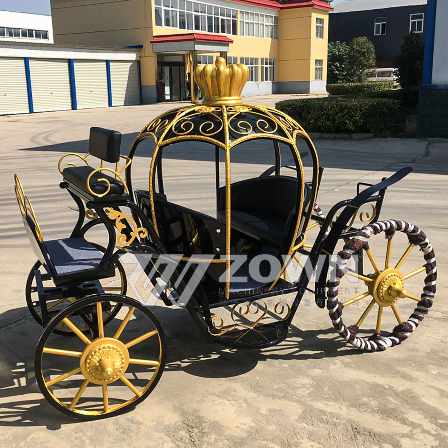 The latest style 4-wheel marathon carriage exhibition pumpkin carriage