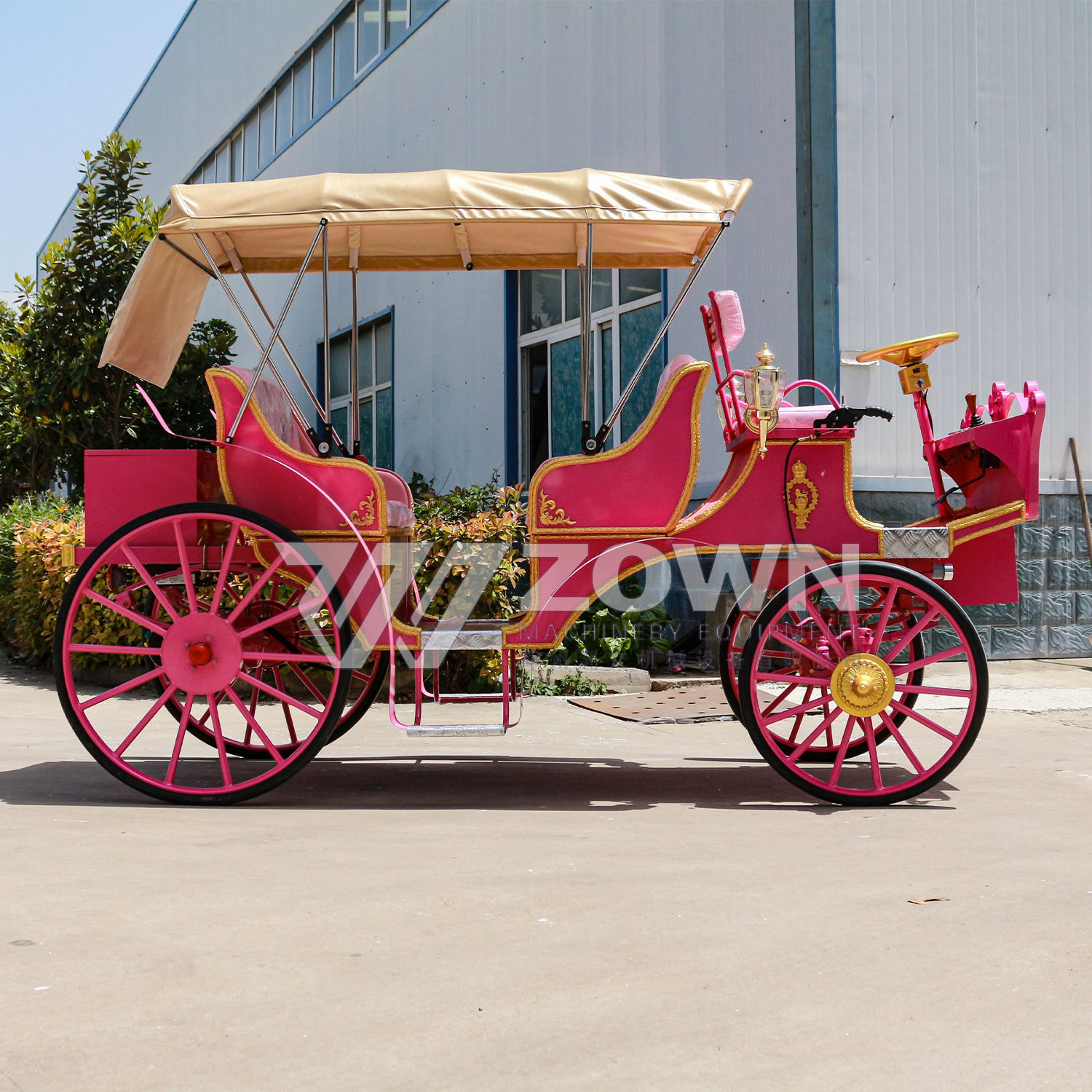 Hot selling pink luxury marathon carriage royal electric car new wedding carriage trailer carriage manufacturer for sale