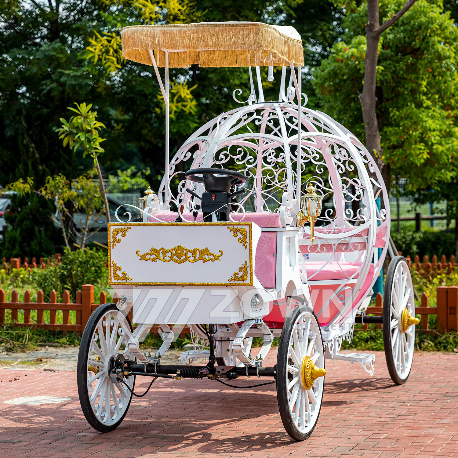 2024 Factory Direct Sales Royal Carriage Cinderella Electric Carriage European Scenic Spot Tourist Carriage Made in China