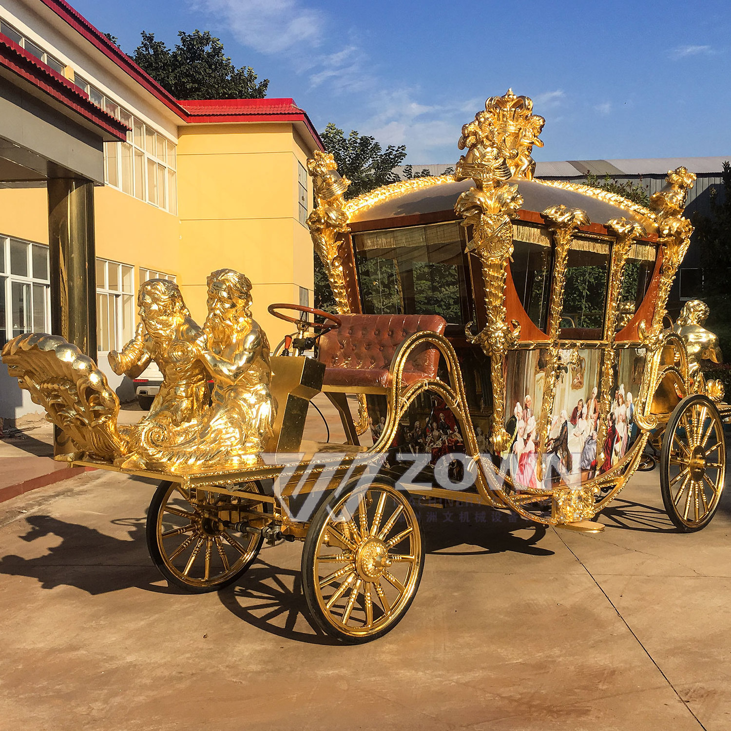 High quality luxury four-wheel electric golden royal coach/tourist Christmas wedding electric carriage