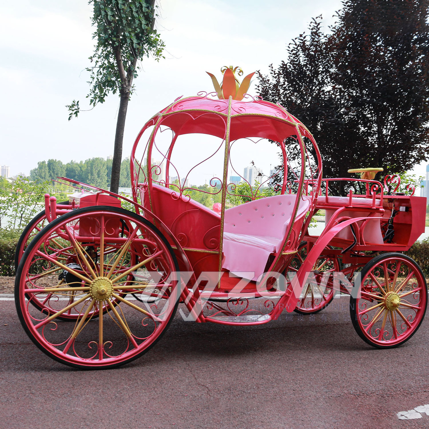 2024 Newly Designed Tourist Horse-drawn European Pumpkin Princess OEM Wedding Electric Horseless Carriage