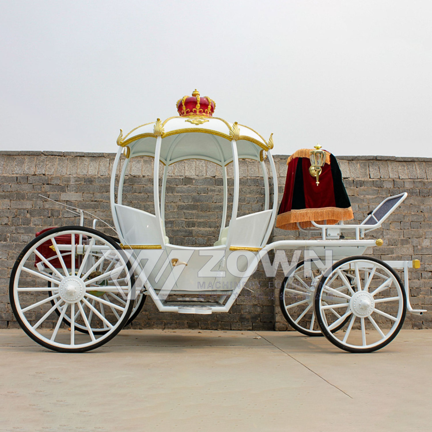 2024 Newly Designed Tourist Horse-drawn European Pumpkin Princess OEM Wedding Electric Horseless Carriage