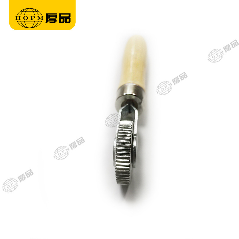 Car Accessory 38*3mm Tire Scraper Nickel-plated Wooden Ball Bearing Roller Stitcher with Points Tyre Repair Tool