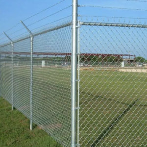 metal galvanized chain link wire mesh fence with barbed wire (ISO Factory & Exporter)