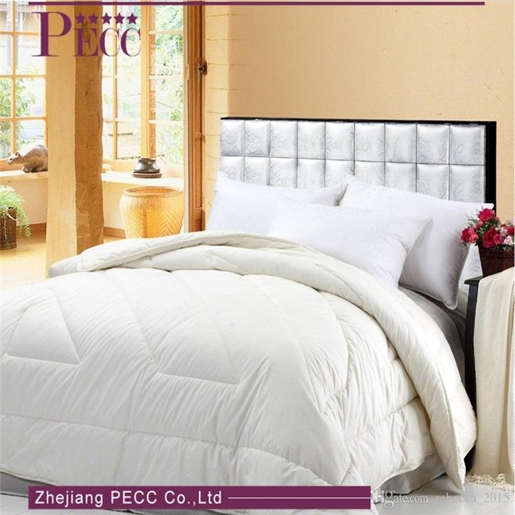 Wholesale Cotton White 100%  Down Filled Comforter For Hotel