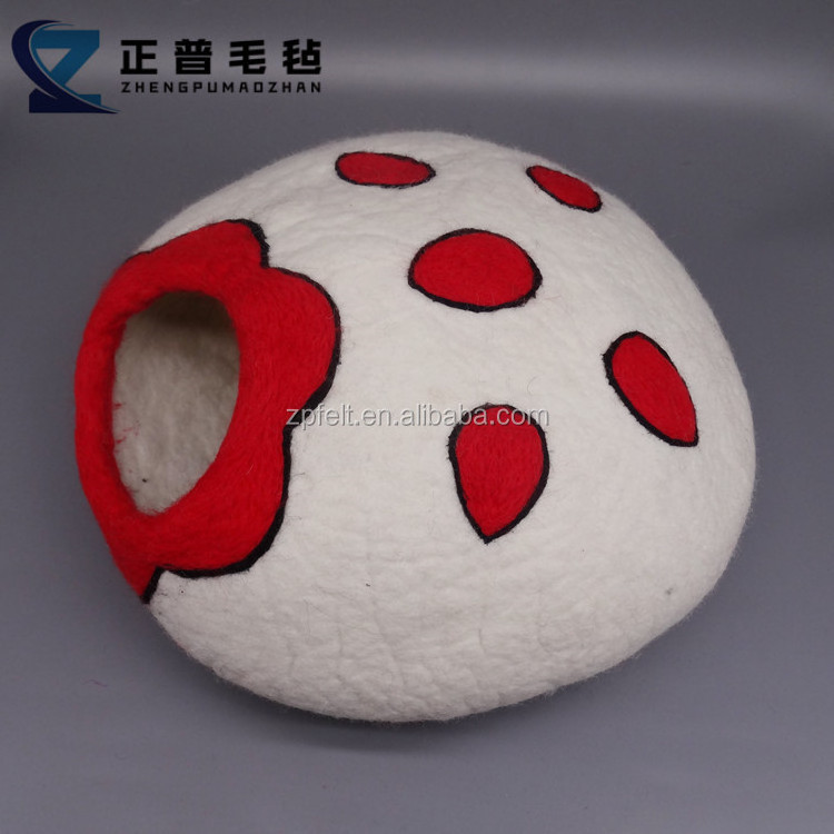 2022 Hot selling Handmade Cat Cave Organic Wool Felted