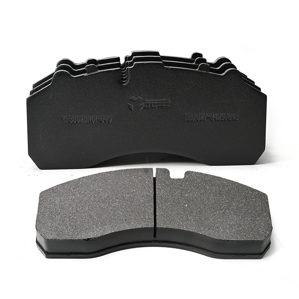 Hot Sell Auto Friction Disc Brake Pad Truck Brake Systems Hight Quality Ceramic Brake Pads for Dongfeng YF3502DR01-040