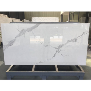 BOTON STONE Wholesale Price Polished Table Top White Calacatta Quartz Tiles Artificial Stone Countertops Slabs