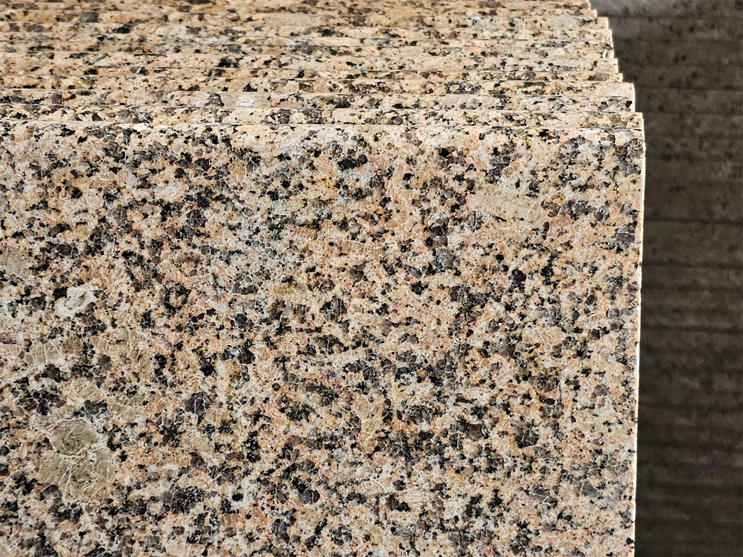 BOTON STONE Wholesale Price Natural Stone Countertop Slabs Gold Polished Granite Tile