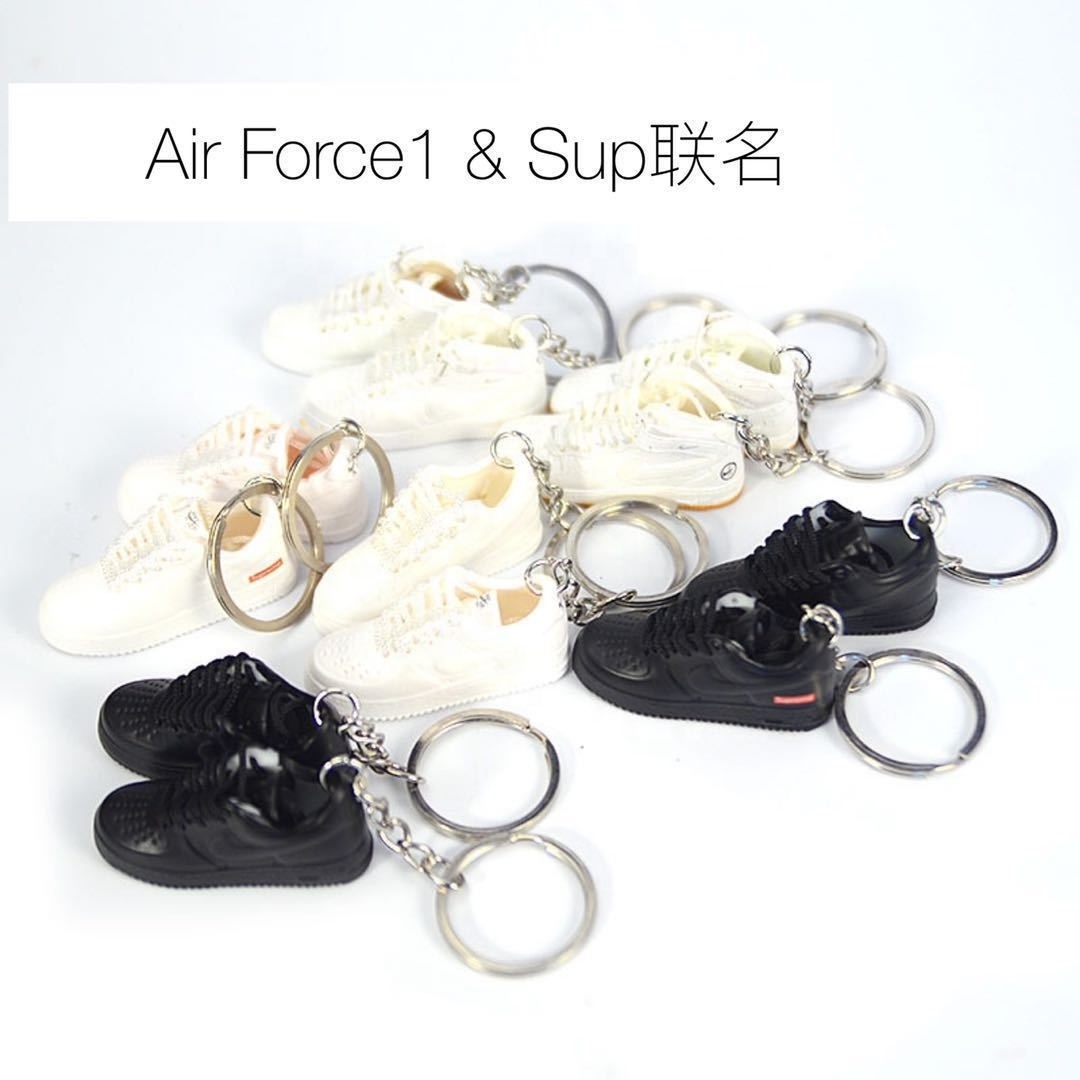 Pvc Rubber Keychain 3D shoe model ball shoes key ring basketball shoes car pendant rubber keychain