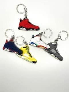 Free Sample 2D Mini Silicone Keychain Customized Rubber 3d Mini Sneaker Shoe Keychain With Mini Box