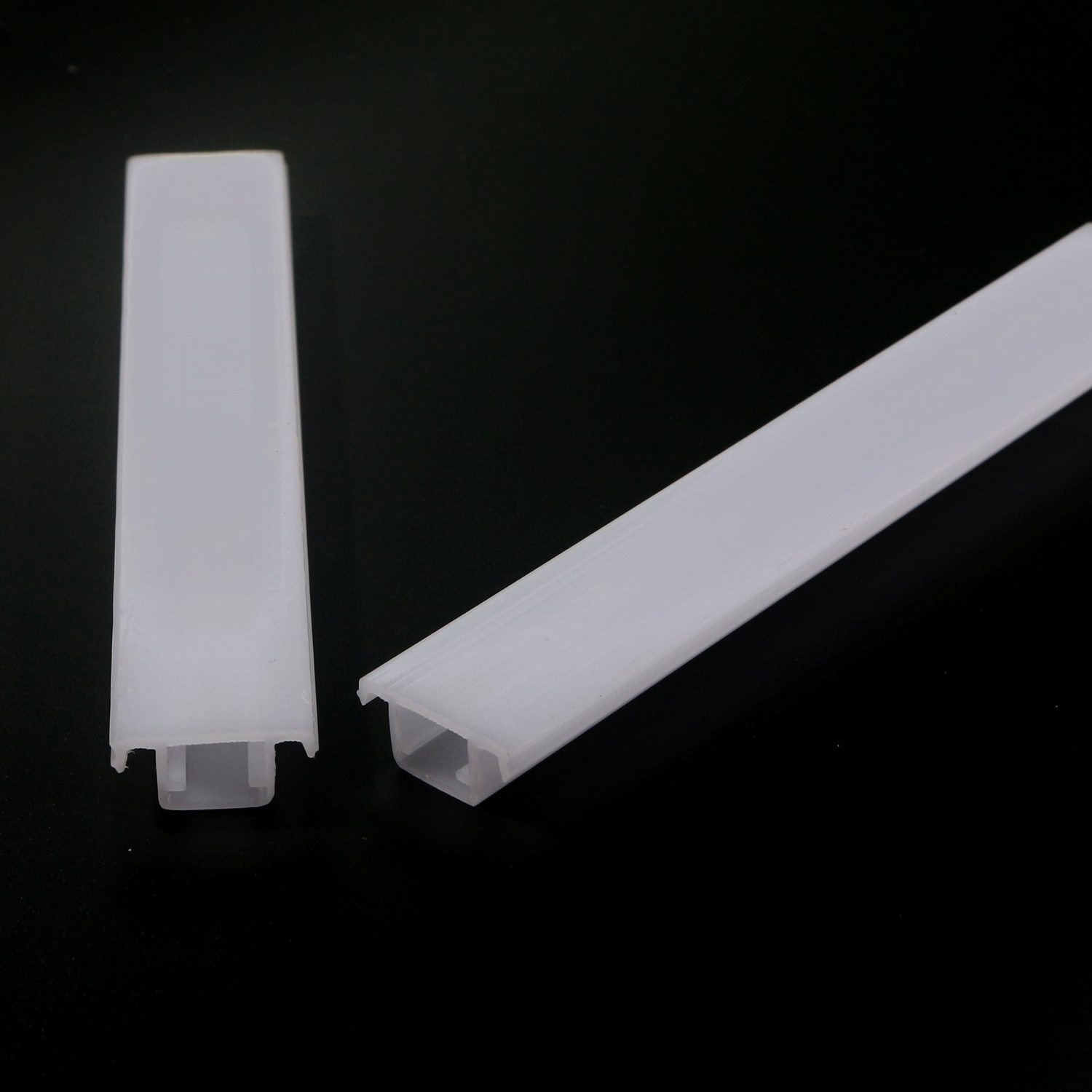 custom plastic mini linear light covers white covering led bulb light lampshade 2023