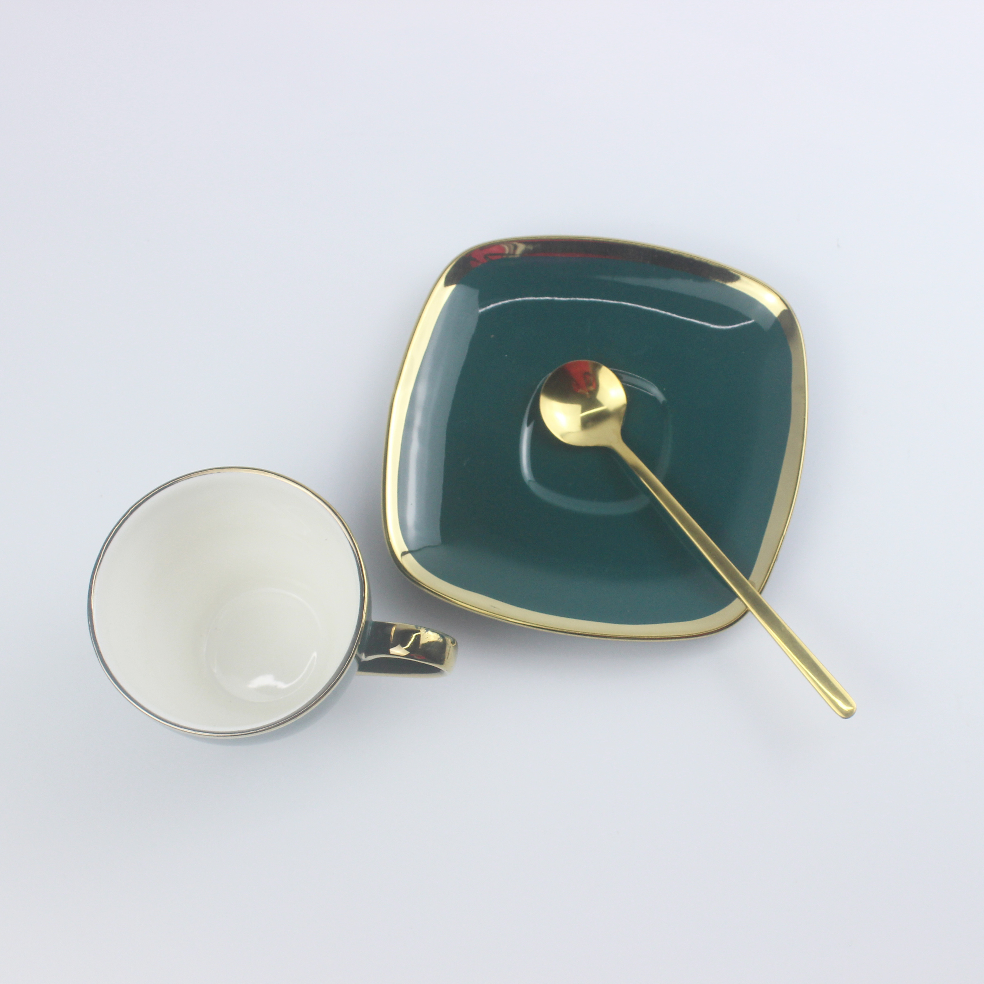 Nordic Household Ceramic Tea Cups & Saucers Set Suitable For Family Hotel Restaurant Parties