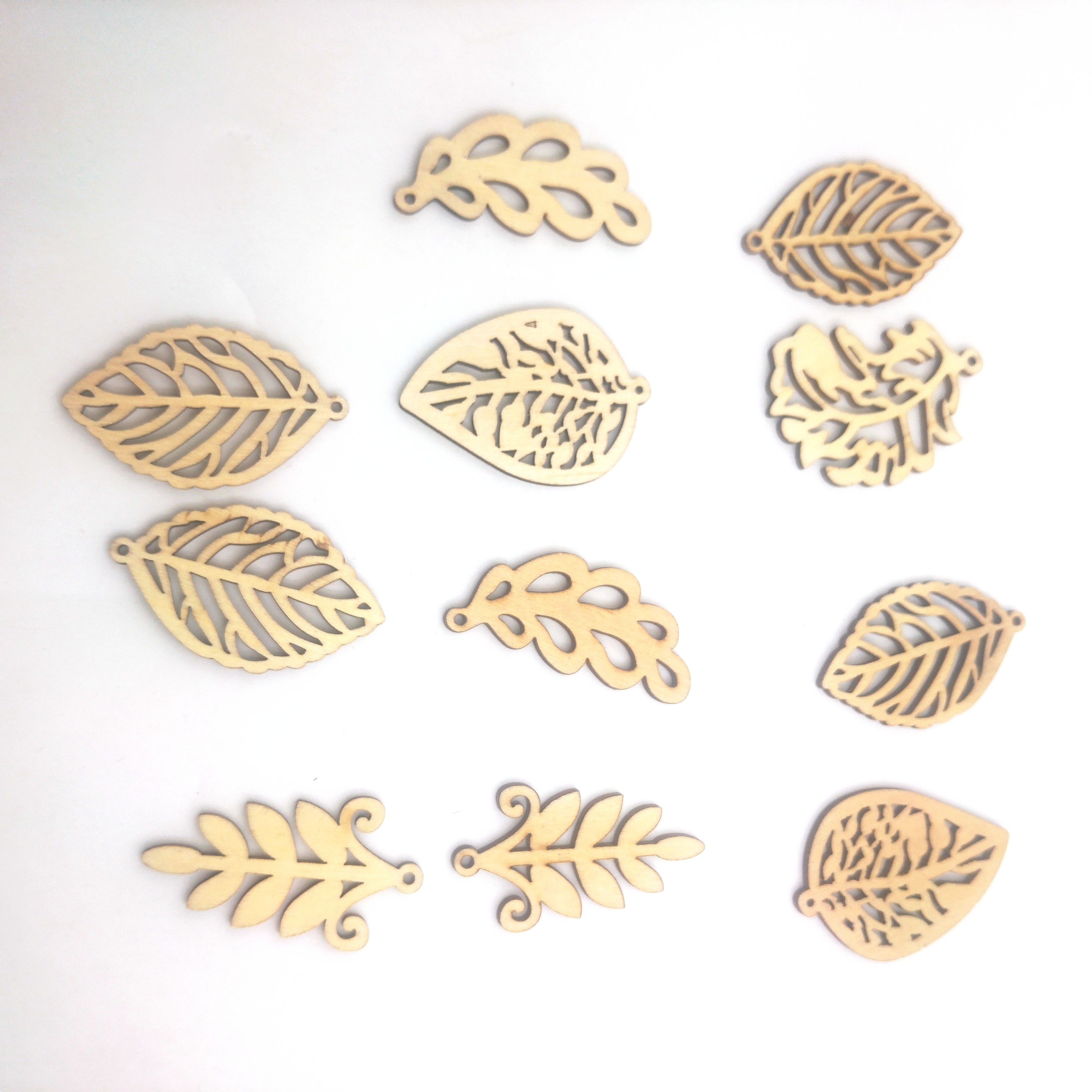 Wholesale Unfinished Cutout Wood Crafts DIY Leaves Ornaments For Decorations