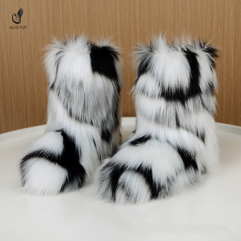 Wholesale Fashion Style Outdoor Winter Warm Fluffy Fake Fur Boots For Women