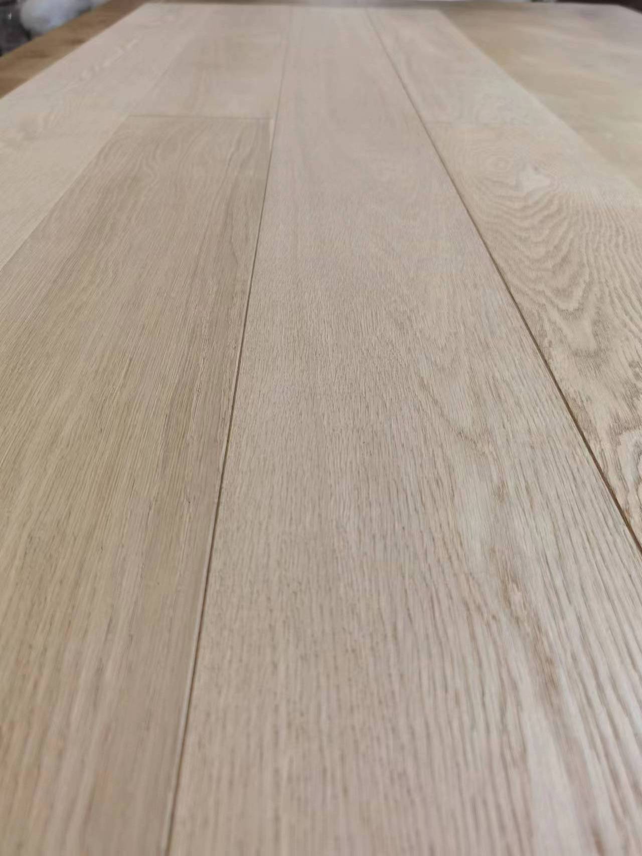 Oak Brushing Unfinished High Level Luxury Style Hardwood Engineered Wood Flooring