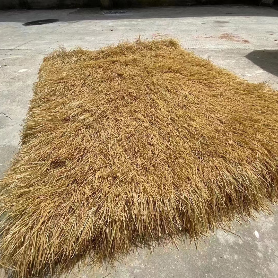 Artificial Synthetic Thatch Roofing.