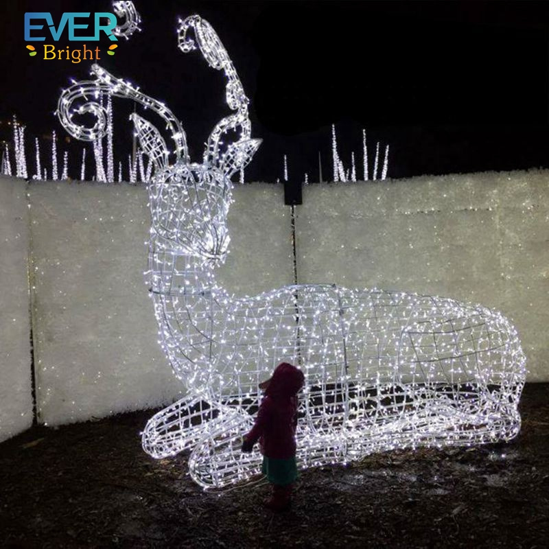 2023 hot sale outdoor large christmas reindeer sleighs 3D LED Elk motif lights statue big santa deer Xmas decoration