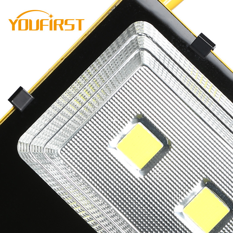 High efficiency aluminum backyard rechargeable 50 100 150 watt portable led flood light