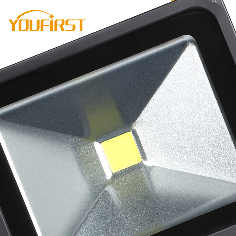 Outdoor Aluminum Reflector LED Projector Ip65 Waterproof 20w 30w Solar LED Flood Light