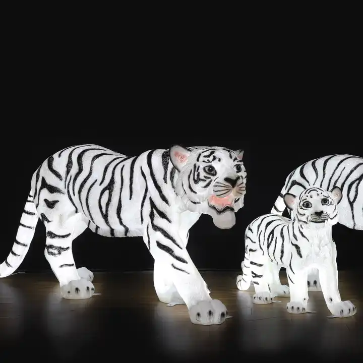 Christmas LED Holiday Decoration Outdoor Fiberglass Tiger 3D Sculpture Acrylic Animal Motif Lights For Amusement Theme Park