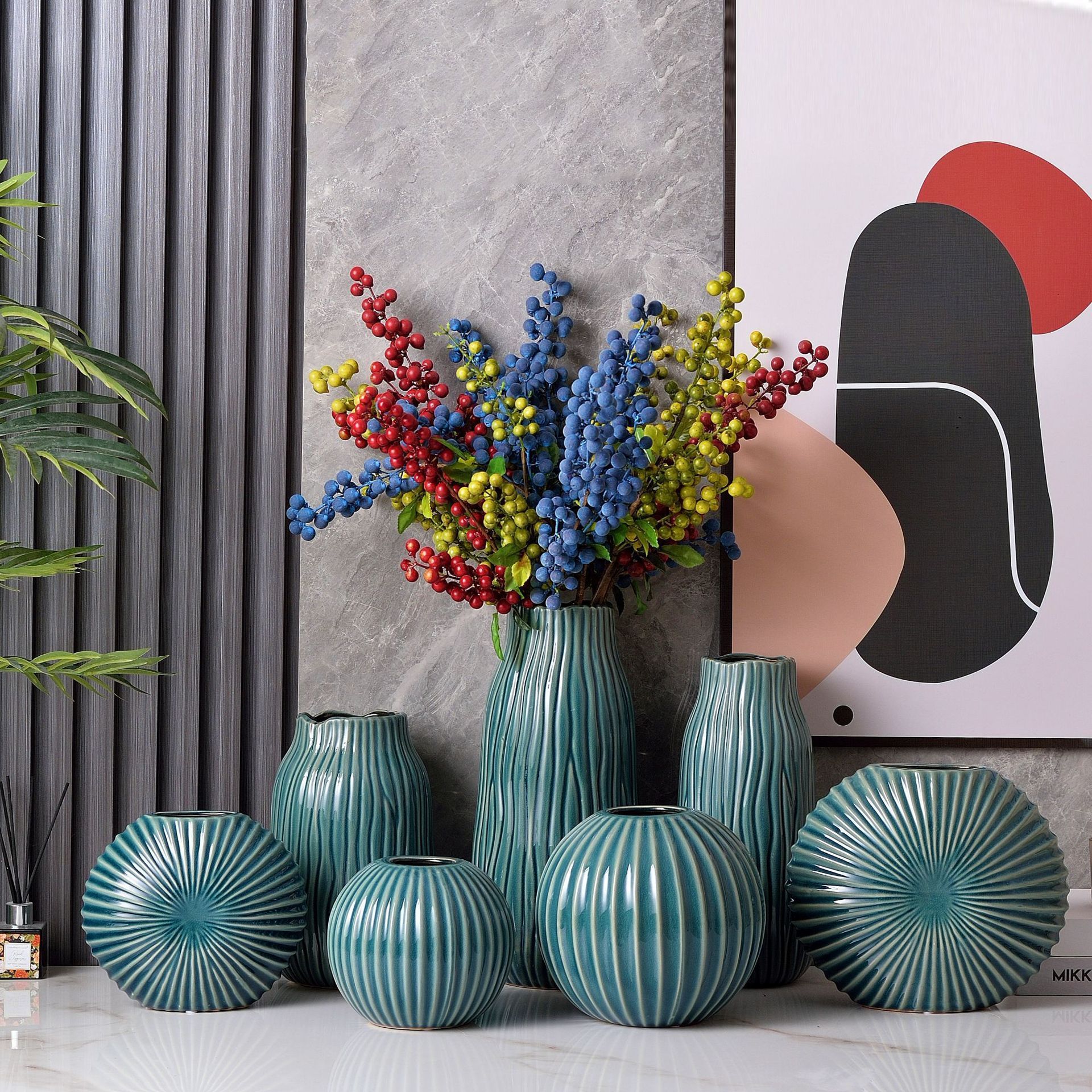 Minimalist Modern Home Decor Tabletop Vases with Ice Cracked Flower Sets Ornaments Ceramic & Porcelain for Elegant Look