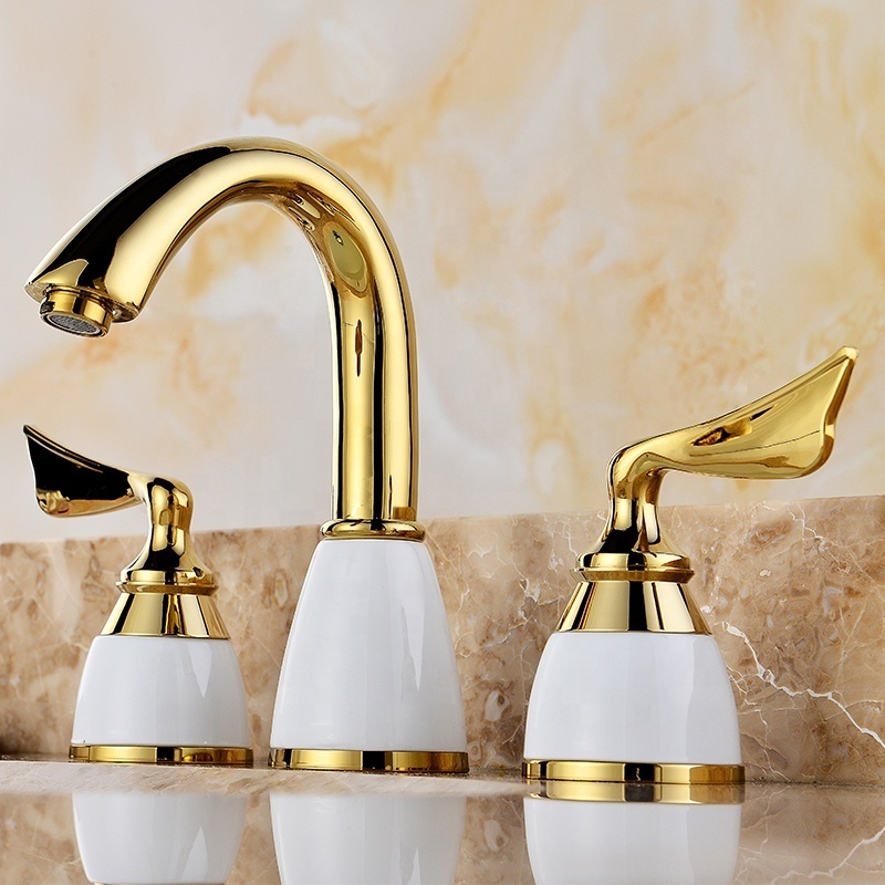 Chrome Brass Bathroom 3 hole Deck Mounted 2 Handles Bathroom Basin Sink Mixer Tap Faucet