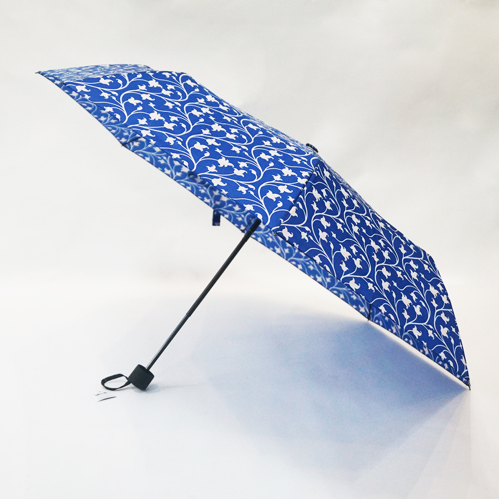 Fashionable Wholesale Full Flower Printing Three Fold Umbrella Rainy Stylish Durable Windproof Waterproof Umbrellas