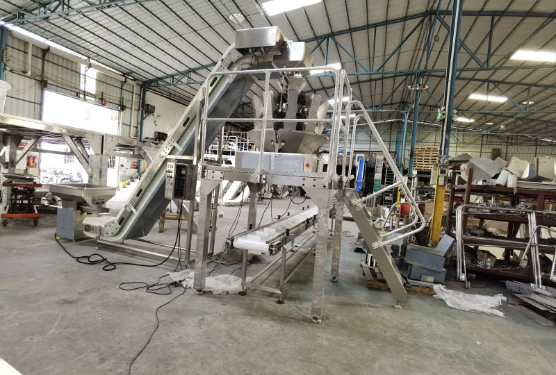 Automatic frozen fruit vegetable salad filling and packaging machine production line