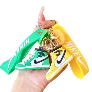 wholesale pendant promotional keychains carabiners keychain3d mini sneaker with box