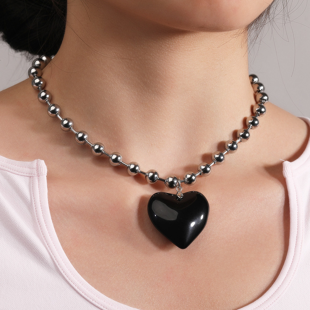 Hiphop 8mm Black Peach Heart Chain Beading Chains Heart Shaped Choker Necklace Women Jewelry