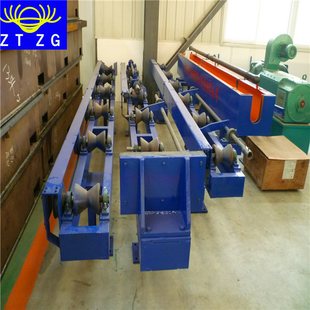 ERW pipe forming mill and flying cutoff machine