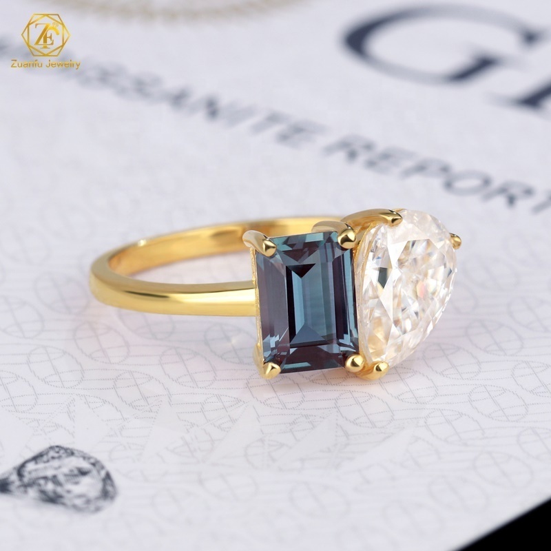 Custom Emerald Cut Lab Create Alexandrite And  Pear Shape Moissanite S925 Silver Engagement Wedding Rings