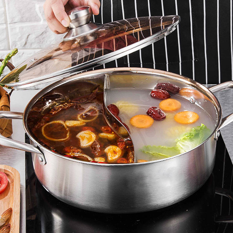 2023 Food Grade Stainless Steel Pot Saucepan with Divider and Glass Lid Big Hotpot for Induction Hot Pot Food Warmer Cookers